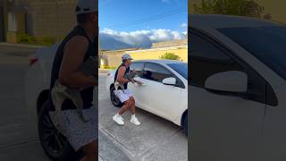 Cada ves que cris se sube en el carro 🙃 #shorts