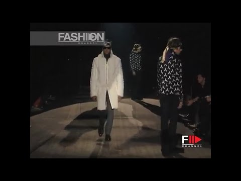 Gucci menswear fall-winter 2000-2001 part 3