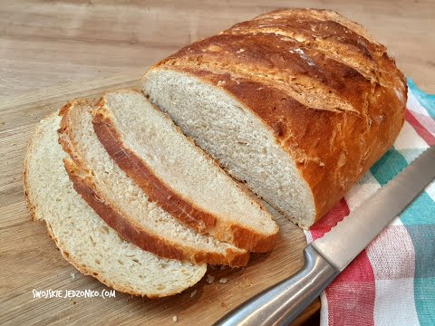 A simple recipe for buttermilk bread with a crispy crust #homemadebread