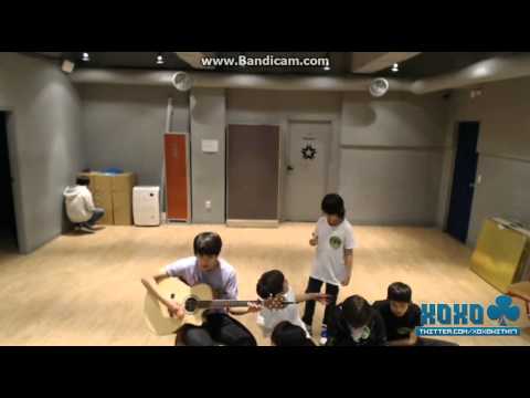 130420 SEVENTEEN singing 17의 로고송 + Seokmin playing Guitar