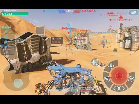 Fighting a Squad in War Robots 