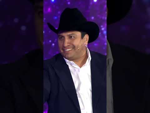 Thumbnail for Julión Álvarez protegió al Canelo | Julion's loyalty to Canelo by ENTREV, ENTREVIS, ENTREVI, Revis, ENTREVIST, ENTRE, Nico, Julion