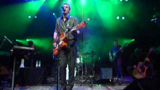 PABLO UND DESTRUKTION. Por cada rayo que cae.