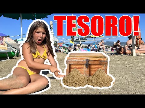 CLAUDIA FINDS A TREASURE ON THE BEACH!!