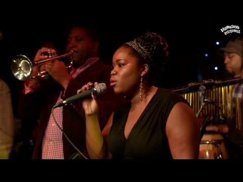 Zara McFarlane - Angie La La // Live at Dingwalls with Leron Thomas