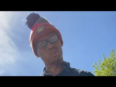 Dieser eine Freund, der zärtlich zu seiner Freundin ist 😂😂😂