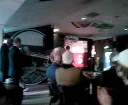 Joos Valgaeren gepresenteerd bij FC Emmen.