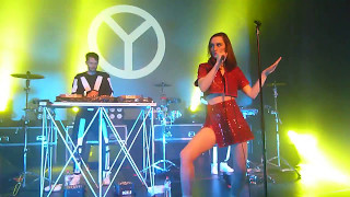 Yelle - Comme Un Enfant (Gallery Theatre Singapore)