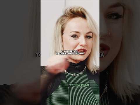 POV: lądujesz na melanżu u płaskoziemców #feno #inee #shorts