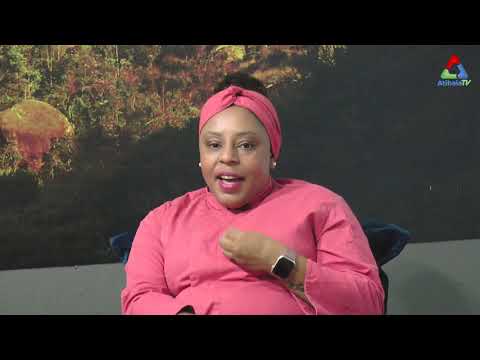 CONHEÇA A ROTINA DA CHEF DE COZINHA, RENATA COSTA