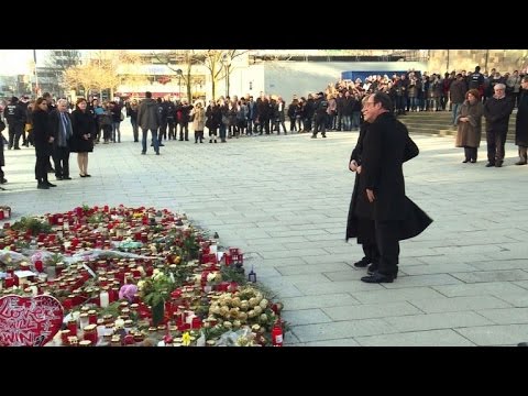 Merkel und Hollande besuchen Anschlagsort in Berlin