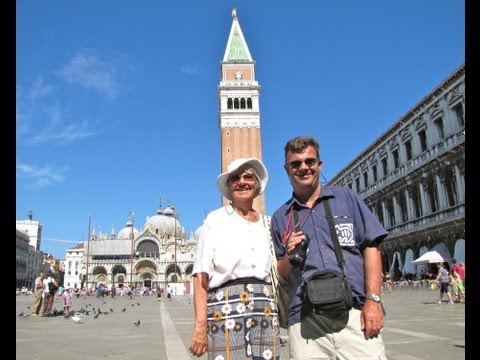 PIAZZA SAN MARCO - PRAÇA DE SÃO MARCO, BASÍLICA DE SÃO MARCO E CAMPANILO, VENEZA