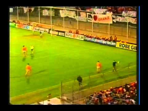 1991 (April 17) Holland 2-Finland 0 (EC Qualifier).avi