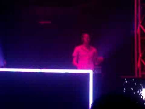 wardt- show my shuffle| Pharmacy, melbourne