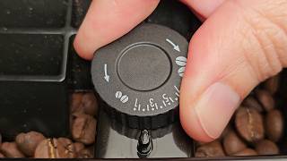 How to ADJUST THE GRINDER on the MAGNIFICA START๐ค๐More intense coffee with the CORRECT GRIND SETTING