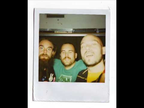 promoe feat supreme & cosmic money