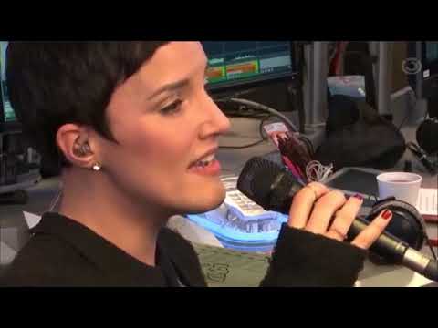 Conchita & Ina Regen:  Heast As Net (cover Hubert von Goisern) -Linz 20/12/17