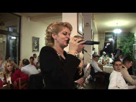 Gabriela Bolundut si Formatia STAR MUSIC -  Pensiunea Onelia -  LIVE- 2017 - 5