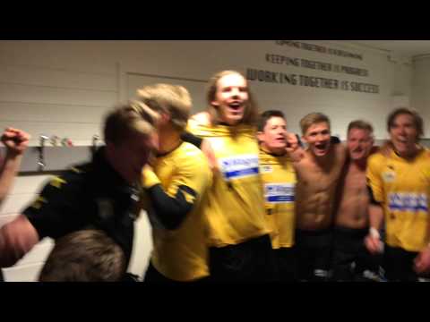 Jubel etter seier i NM-kvalik.