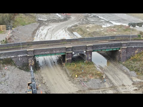 2023-11-22 School Hill Green Overbridge
