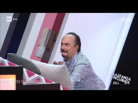 La stanza inclinata, “La rivista di gossip” - Stasera tutto è possibile 30/01/2018