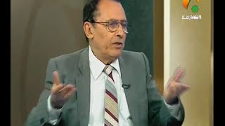 { كل في فلك يسبحون } لماذا يسبحون وليس يسبح image