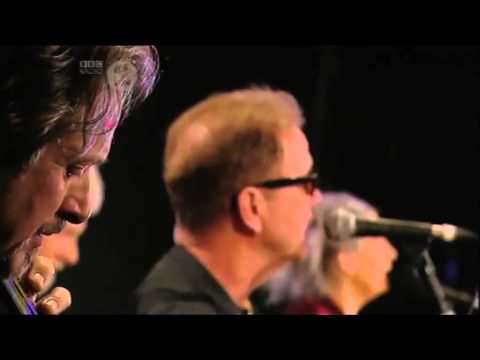 June Tabor & The Oysterband - Fountains Flowing (live from the BBC Radio 2 Folk Awards 2012)