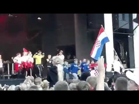 Rukometaši i rukometašice Rugvice na otvorenju Partille cupa