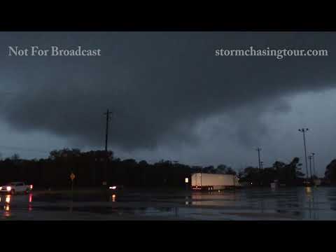 03-16-2023 Ennis, Texas Tornado Warned Supercell