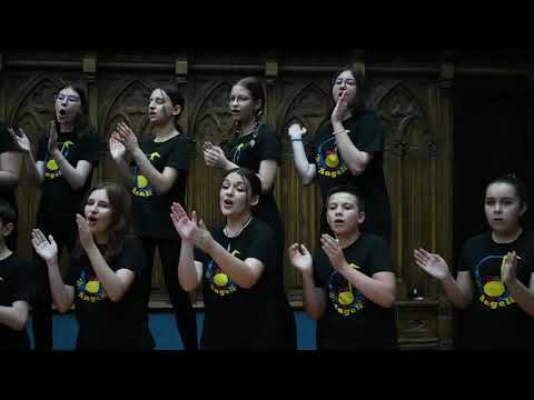 Hail Holly Queen - Corul de copii Angeli Junior