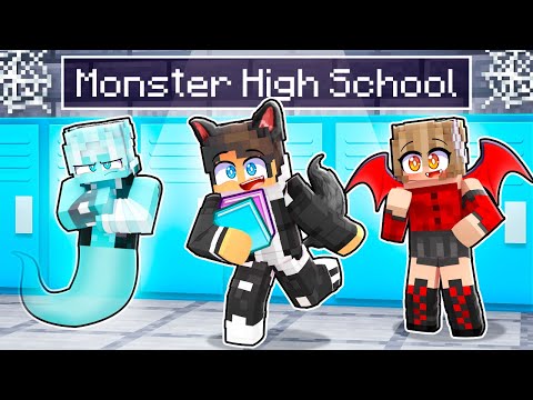 Insane Minecraft Adventure: My 1st Day at Monster High!