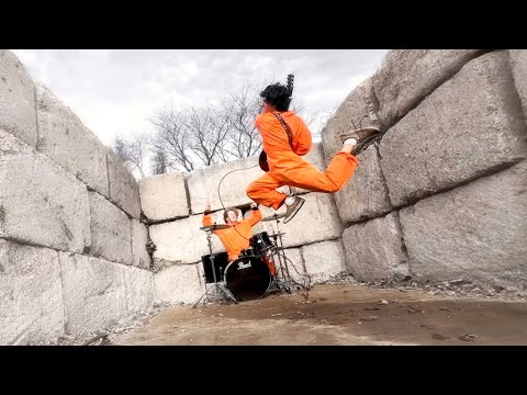 ROBOT MONSTER - BRAIN PROBATION (Official Video)