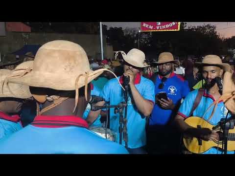 Encontro das folias: canto de saudação da folia dos amigos... Santa Rosa do Tocantins.