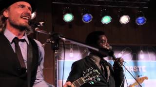 Vintage Trouble - Strike Your Light (Right On Me) - 3/15/2012 - Stage On Sixth