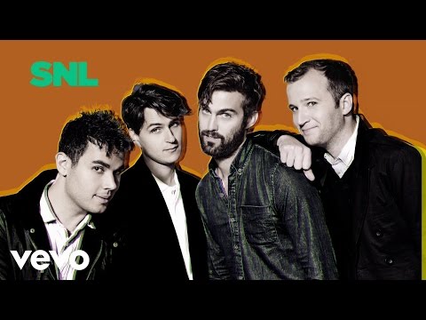 Vampire Weekend - Unbelievers (Live on SNL)