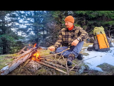 O Noapte în Munți Fără Cort, Fără Apă, -4°C, Rație de Hrană Militară