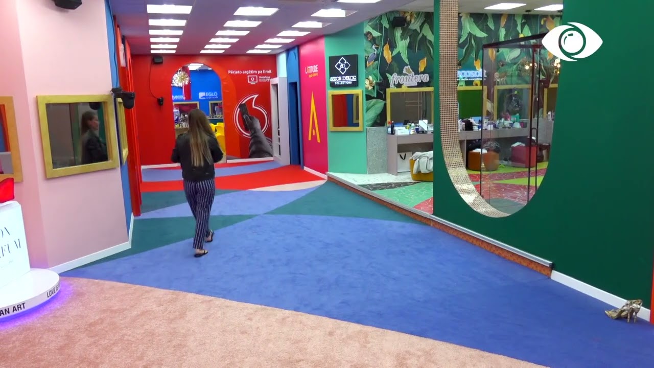 U largua nga suita dhe fjeti në shtratin e saj, Luiz pyet Kiarën pse iku