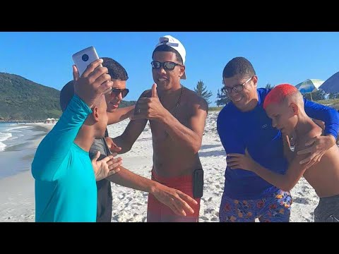 Quando os fãs encontra Renan Mbw na praia🤣❤