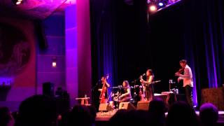 The Wailin&#39; Jennys - Driving