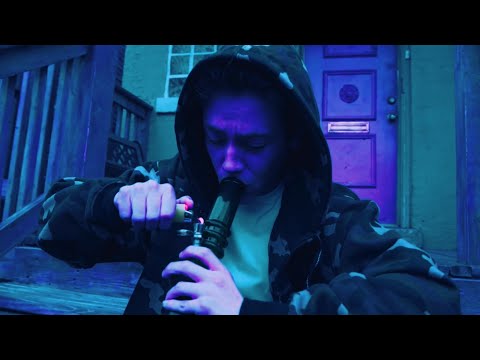 Carl smokes weed | Shameless