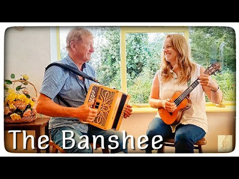Irish Reel: THE BANSHEE on button accordion and ukulele