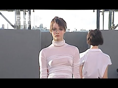 LOUIS VUITTON Spring Summer 2001 Paris - Fashion Channel