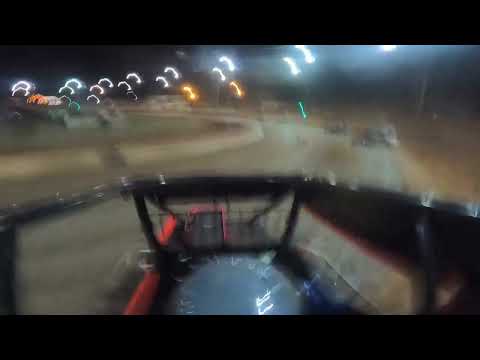 Q39 Midget Archerfield Speedway Feature race 26.12.2022