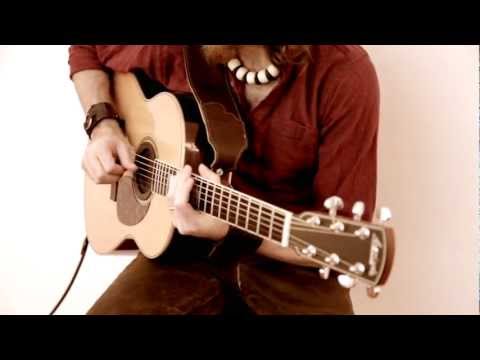 Hilary Thavis & Gaia Groove | Mhorag's Na Horo Gheallaidh