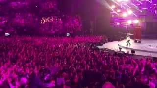 LIANE FOLY - LIVE &quot;La vie ne m&#39;apprend rien&quot; (Enfoirés 2015)