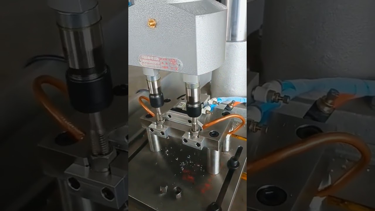Nut dual axis automatic tapping machine