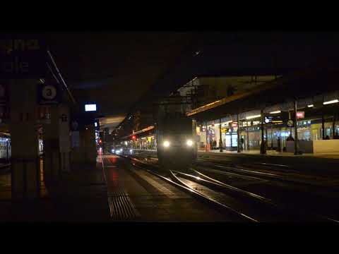 E656 576 in trasferimento da Bologna Centrale al deposito locomotive