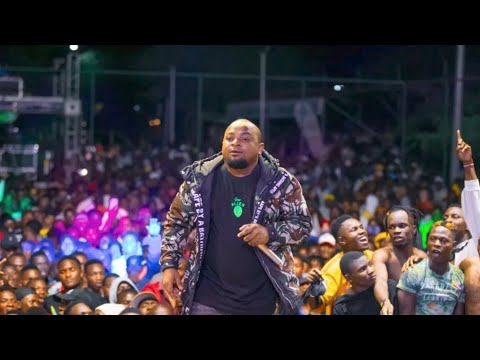 STAMINA: SIHITAJI MARAFIKI WANYOA VIDUKU" WASANII WENGI WANAFIKI / TUNAHARIBIANA CV