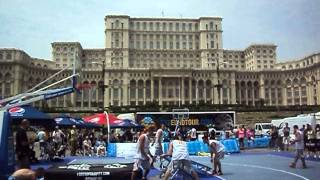 preview picture of video 'The Best basketball Show - Lords of Gravity at Streetball Bucharest - Part.2'
