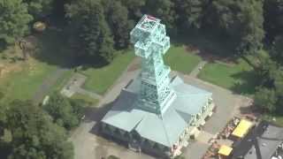 preview picture of video 'Aussichtsturm Josephskreuz im Harz Josephshöhe bei Stolberg aus der Luft [HD]'